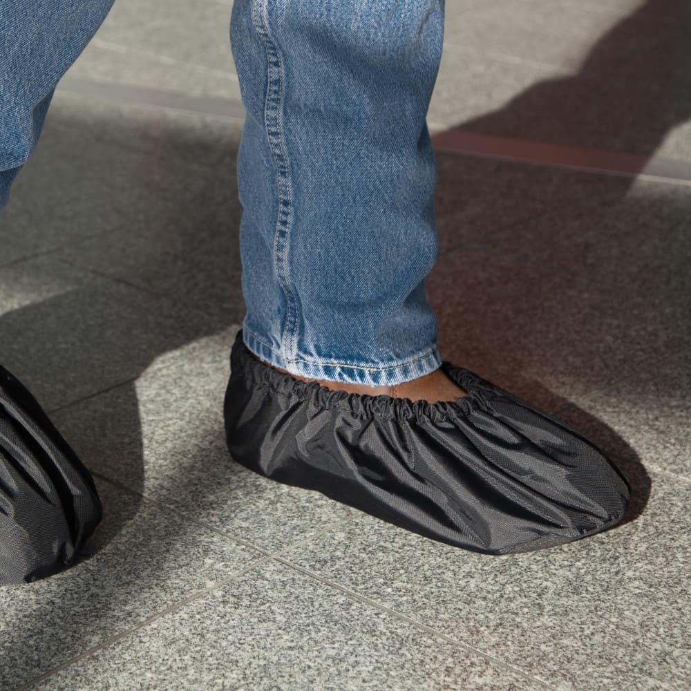 Klein Tools Tradesman Pro™ Shoe Covers, Medium 55487