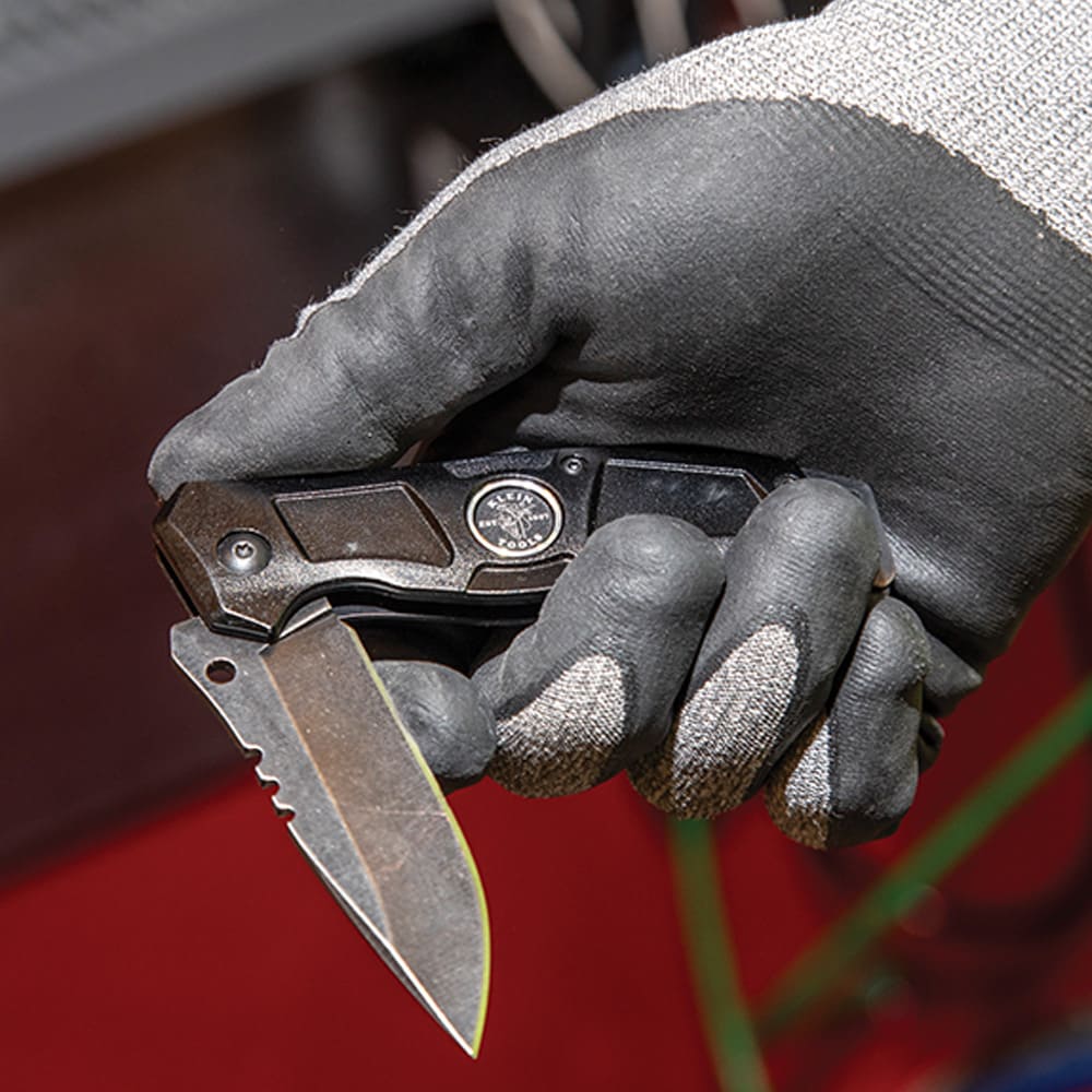 Klein Tools Electrician’s Bearing-Assisted Open Pocket Knife 44228