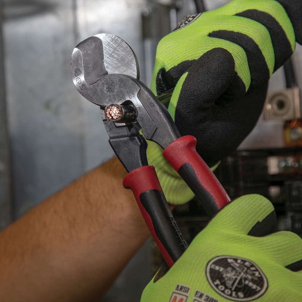 Klein Tools Journeyman™ High Leverage Cable Cutter with Stripping J63225N