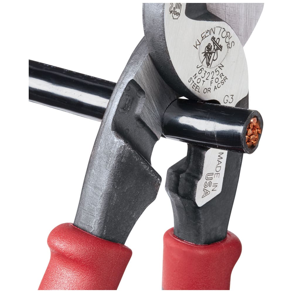 Klein Tools Journeyman™ High Leverage Cable Cutter with Stripping J63225N